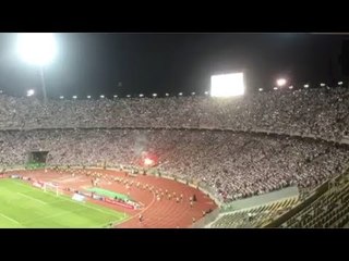 Download Video: شمروخ وفلاش موبايل..مظاهر تشجيع جمهور الزمالك قبل انطلاق المباراة