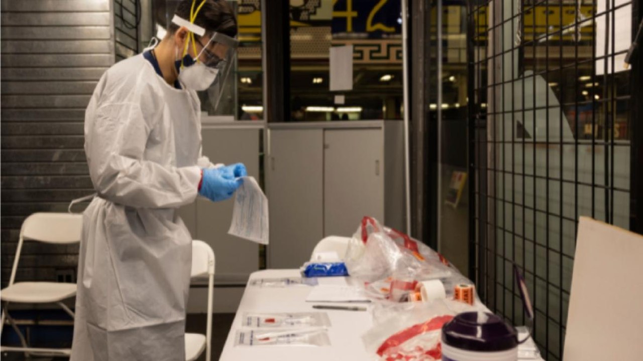 Indian reports massive daily spike in Covid cases