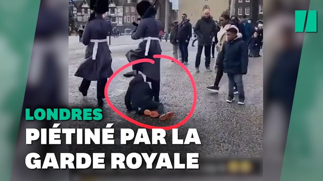 À Londres, un garde royal marche sur un enfant, les autorités s'expliquent