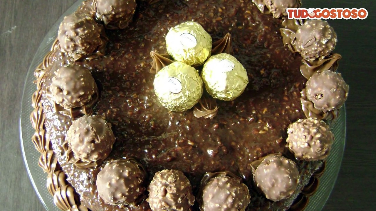 Bolo de Ferrero Rocher