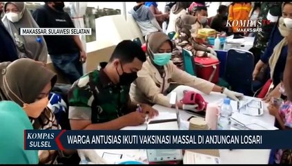 Descargar video: Warga Antusias Ikuti Vaksinasi Massal Di Anjungan Losari