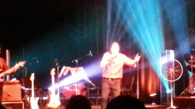 Vörös István (×Prognózis) ¬ Akaratos tündér