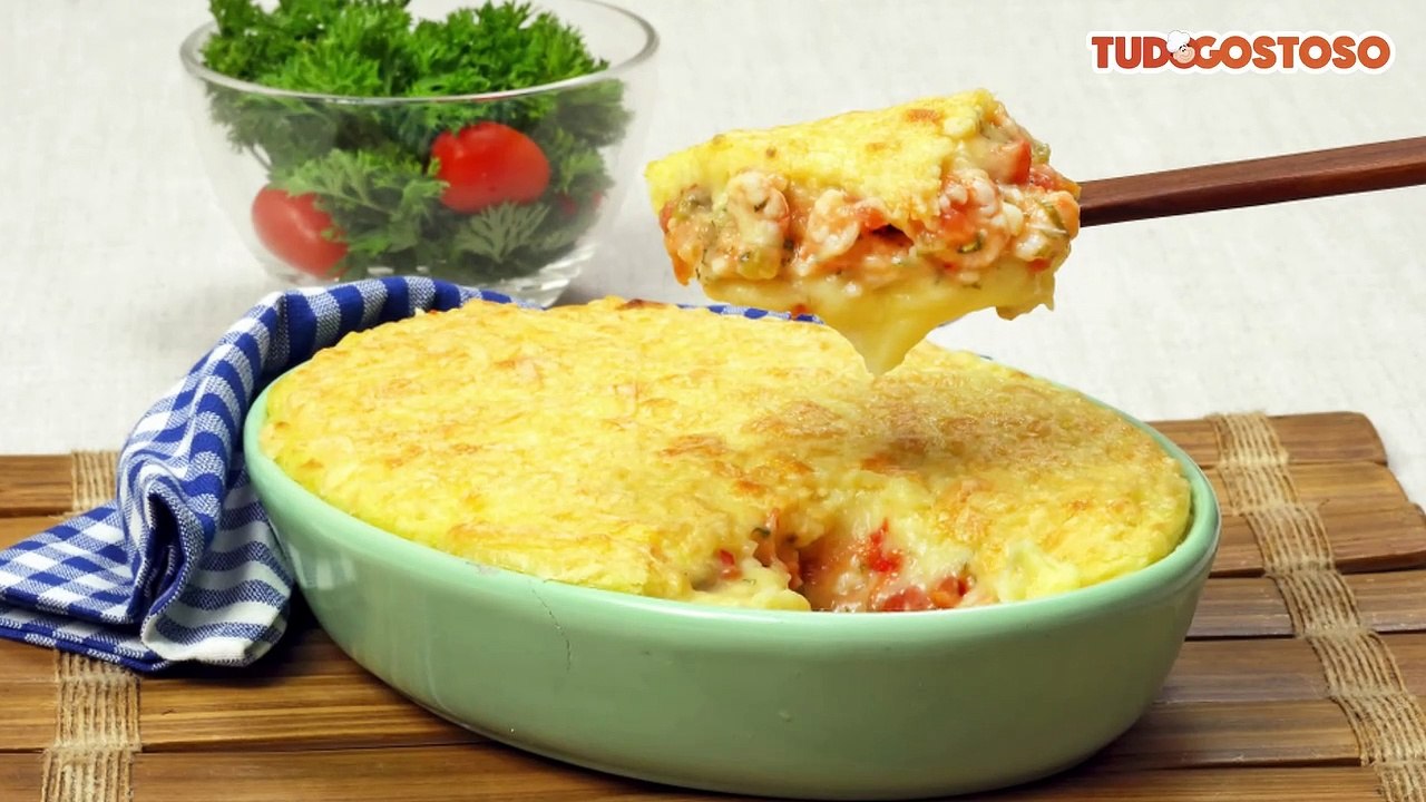 Escondidinho de camarão com aipim (mandioca)