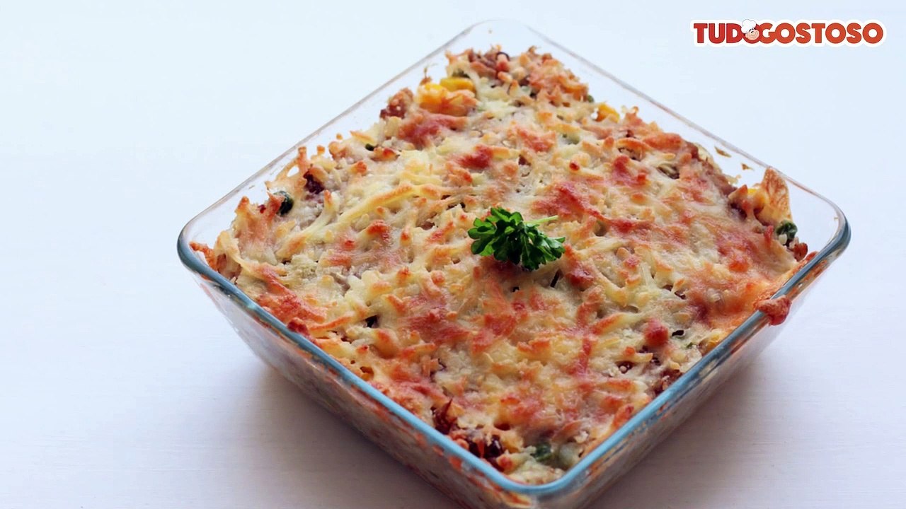 Arroz de forno com carne moída