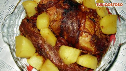 Download Video: Carne assada com batatas