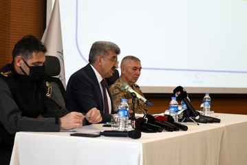 Vali Bilmez: "Türkiye'de ele geçirilen eroinin üçte biri Van'da ele geçirildi"