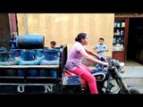 ميادة طالبة بالإعدادية تبيع الأنابيب لتساعد والدها المعاق
