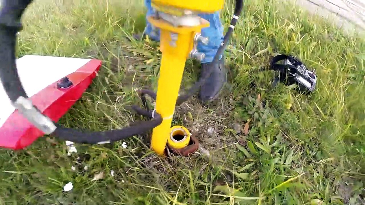 Реактивный самолет - краш аэродрома и запуск ракет с борта