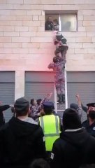 الأمن: إخلاء 12 شخصا بسبب حريق في عمارة بعمان