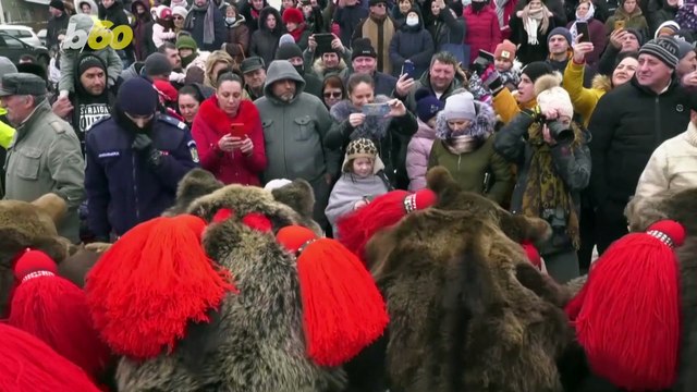 Bear Boogie! Romanians’ New Year Tradition Consists of Dancing in Bear Outfits!
