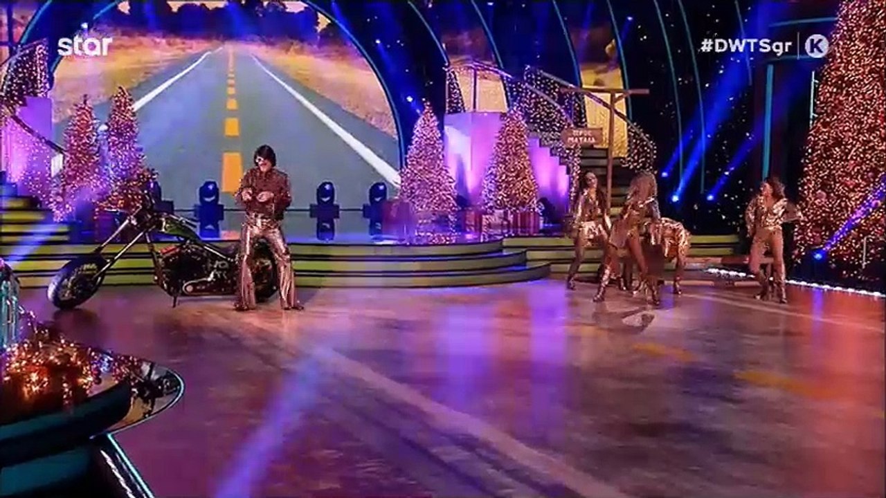 Τόνι Σφήνος: Βρέθηκε στο DWTS και έβαλε «φωτιά»...