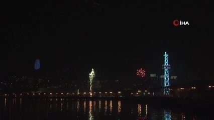 Azerbaycan'da görkemli yılbaşı kutlaması