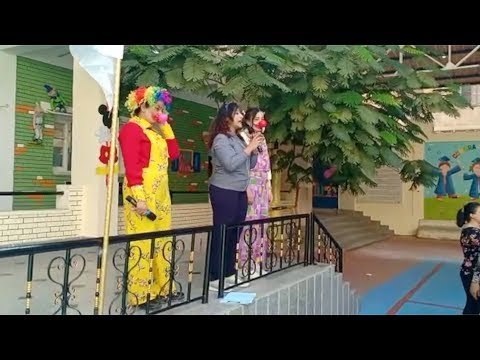 مدرسة بالغربية تستقبل الطلاب بـ فقرات ترفيهية وبلياتشو