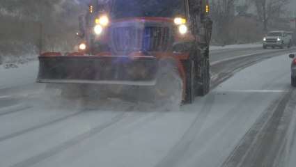Road conditions deteriorate quickly in Colorado amid New Year's Eve snowstorm