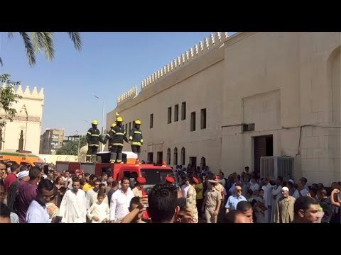 بهتاف الشهيد حبيب الله الآلاف يشيعون جثمان الشهيد باسم فكري في قنا