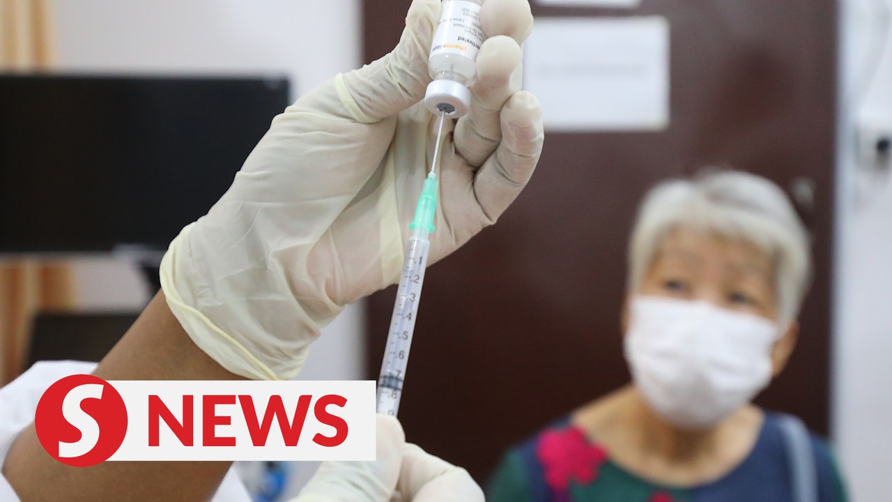 Health Ministry studying need for second booster shot for Sinovac recipients, says Khairy