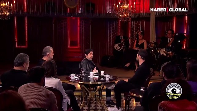 Okan Bayülgen: Nereye gitsem o şarkı... Ülkeyi terk etmeyi düşündüm