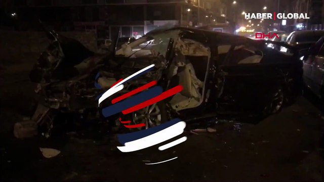 Kars'ta otomobil bahçe duvarına çarptı: 4 ölü, 1 yaralı