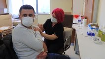 KIRKLARELİ - Trakya'da 2 doz Sinovac ile 2 doz BioNTech olanlar için hatırlatma dozu uygulanmasına başlandı