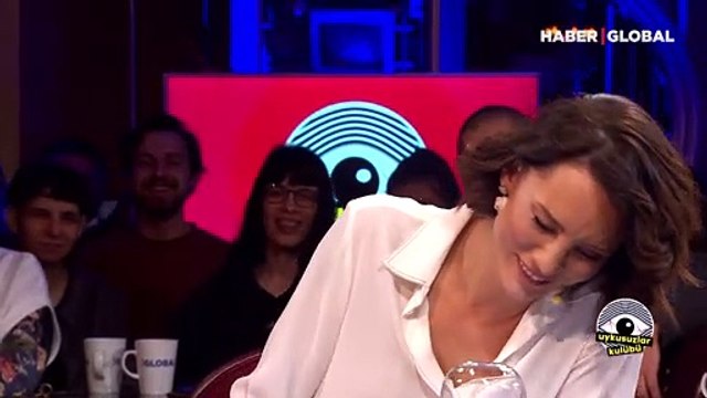 Okan Bayülgen: Soner sahneye çıkınca kükrüyor bir de Serdar Ortaç'ı düşün