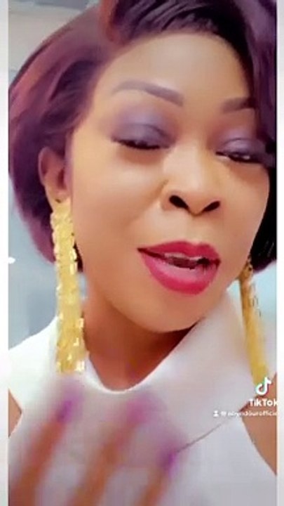 Le message du nouvel an de l'artiste Aby Ndour
