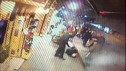 Düşen düşene... Kaldırımdaki yükselti yayaların kabusu oldu