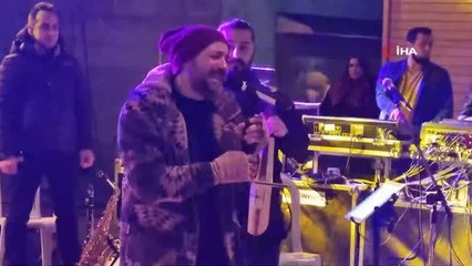 Bolu'da, binlerce kişi yeni yıla coşkuyla girdi