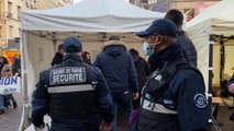 «S'il faut on les verbalisera tous les jours» : à Paris, la chasse aux barnums Covid illégaux est ouverte