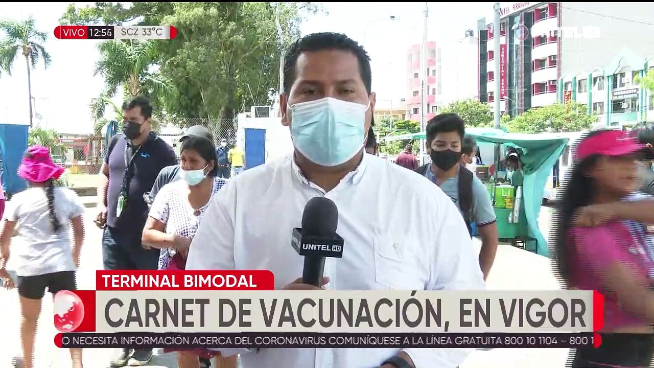 Control de carnet de vacunación en la Bimodal donde también se instaló un punto de vacunación contra el covid