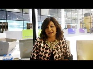 وزيرة الهجرة من منتدى شباب العالم  فخورة بالطفل زين قاهر المرض اللعين