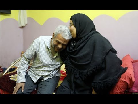 ٣٠ سنة جواز ورومانسية.. أم عزت والمنوفي يهزمان سرطان الثدي والرئة بالحب