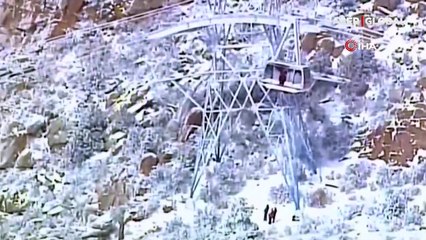 ABD'de arızalanan teleferikte 20 kişi mahsur kaldı