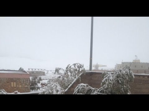 الثلوج تغطي مناطق في سانت كاترين وسيول محدودة بوادي وتير