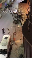 SULTANGAZİ'DE SÜRÜCÜLERİN KAVGASI KAMERADA