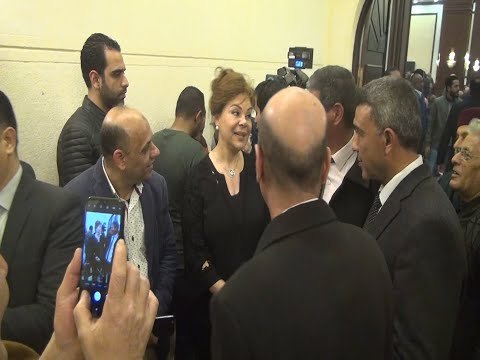 ظهور نادر لصفاء أبو السعود في عزاء مبارك: ربنا يرحمه قد حبه لمصر
