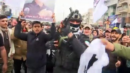 Χιλιάδες Ιρακινοί τίμησαν τη μνήμη του Κασέμ Σουλεϊμανί