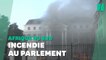 Au Cap, les images du Parlement sud-africain en flammes