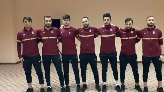 Parasını alamayan futbolculardan başkana ' Fesuphanallah şarkısıyla gönderme