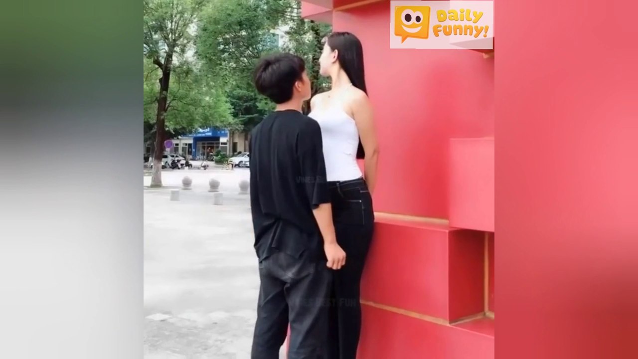Fun with comedy sence:2 Watch & Enjoying