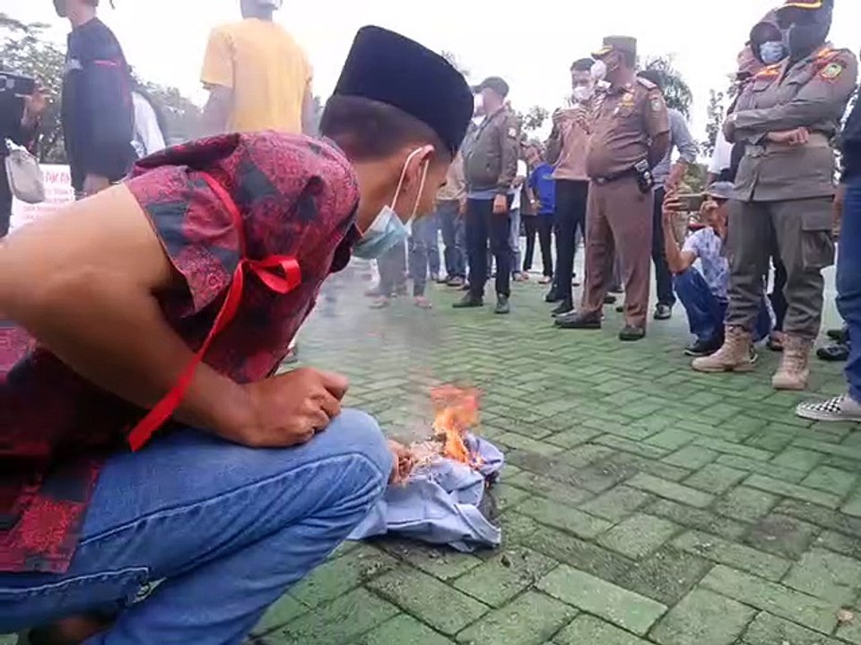 Guru Honorer Demonstrasi Penghentian Tenaga Honorer