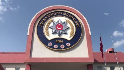 At arabasıyla uyuşturucu sevk ettikleri iddiasıyla baba ve oğlu tutuklandı