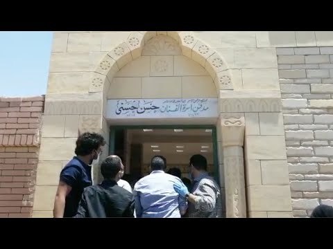 تشييع جثمان حسن حسني من المستشفى إلى مثواه الأخير