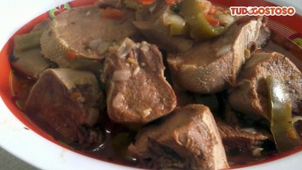 Língua bovina ao molho