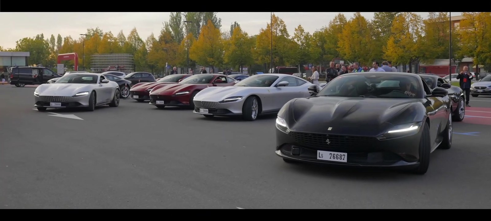 Auto Fahraktivitäten von Ferrari - Eine Ssaison voller Emotionen!