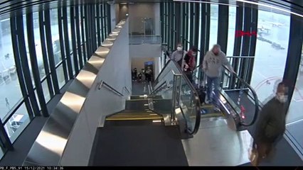 İstanbul Havalimanı'nda uyuşturucu kuryesi yakalandı