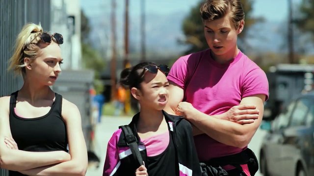 Boss Cheer Saison 1 - Boss Cheer - Bande Annonce (EN)