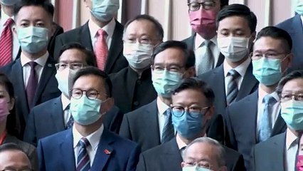 Giro di vite a Hong Kong. Giurano i nuovi deputati "patrioti"
