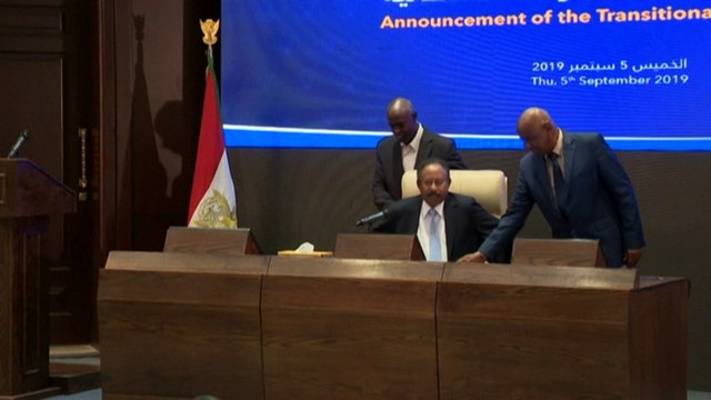 Премьер-министр Судана уходит в отставку, проработав чуть больше месяца