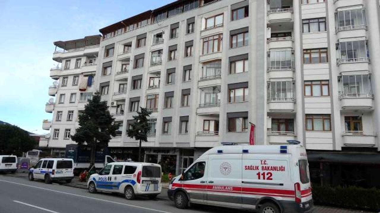 Son dakika haberleri: Yakınlarının haber alamadığı yaşlı kadın evinde ölü bulundu