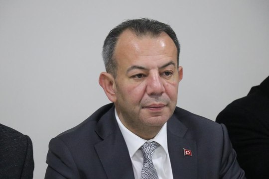 Tanju Özcan’dan ‘yürütmeyi durdurma kararı’ tepkisi: Sığınmacı severler kına yaksın